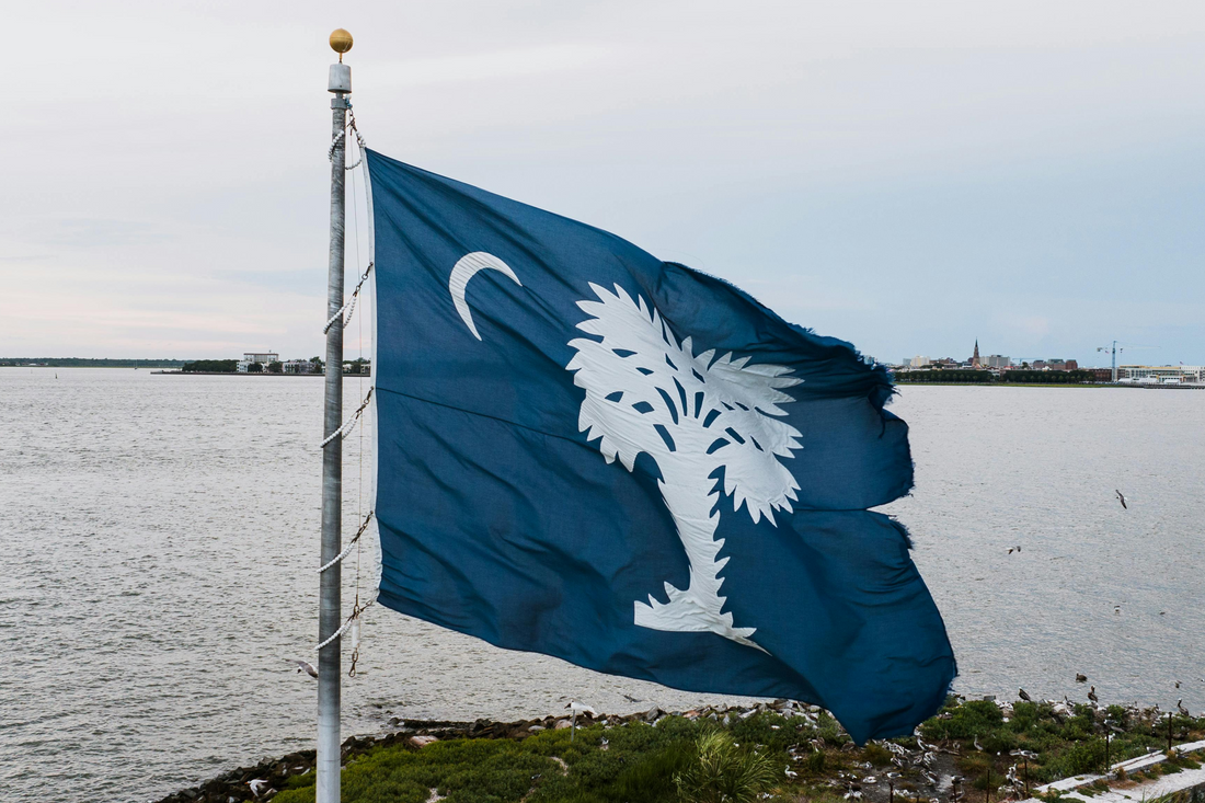 Choosing the Right Flag for Your Flagpole: What Really Matters